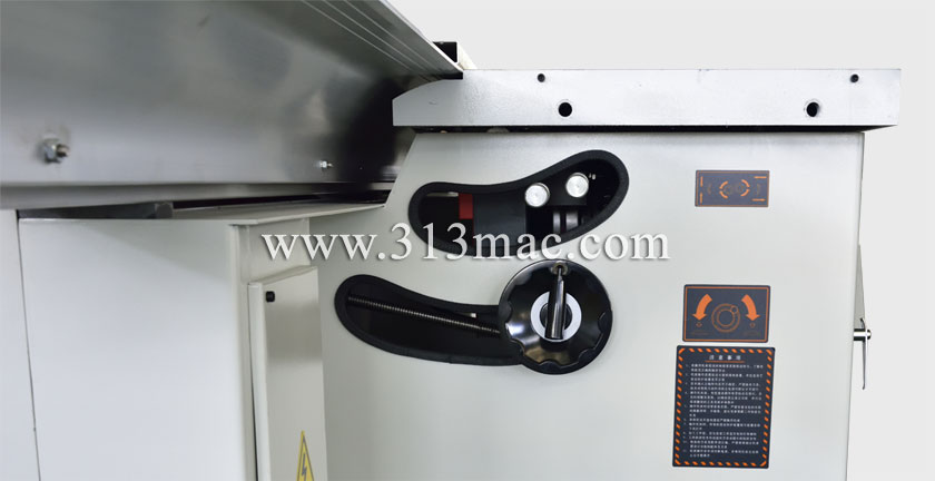 鋸片傾斜及升降裝置